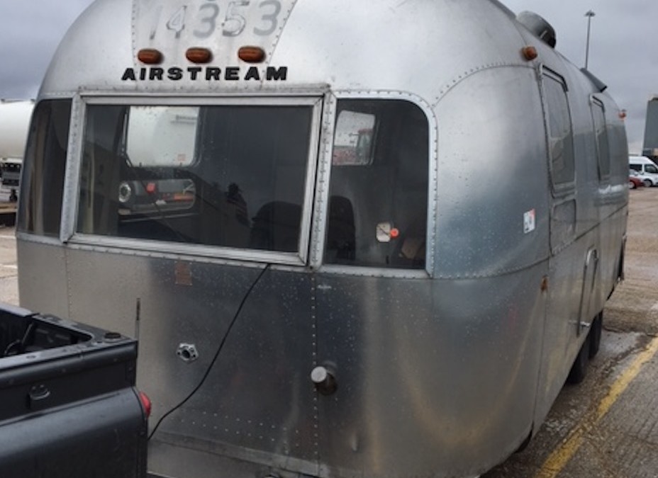 £ 11.5k- Early 70’s Tradewind twin axles